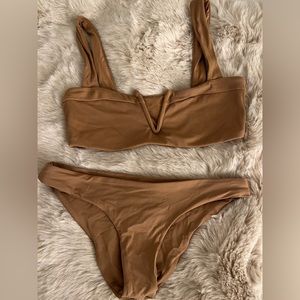 LSPACE bikini set. Top M, bottom S. Great condition! Cleaned.